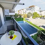 Stile Family Apartmanhotel 4*