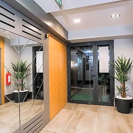 Stile Family Apartahotel 4*